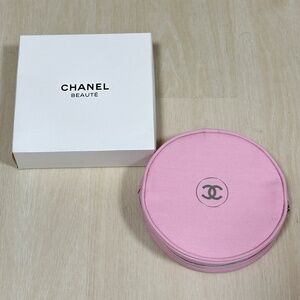 * Chanel Baby Pink Cosmetic Makeup Pouch Bag VIP Gift